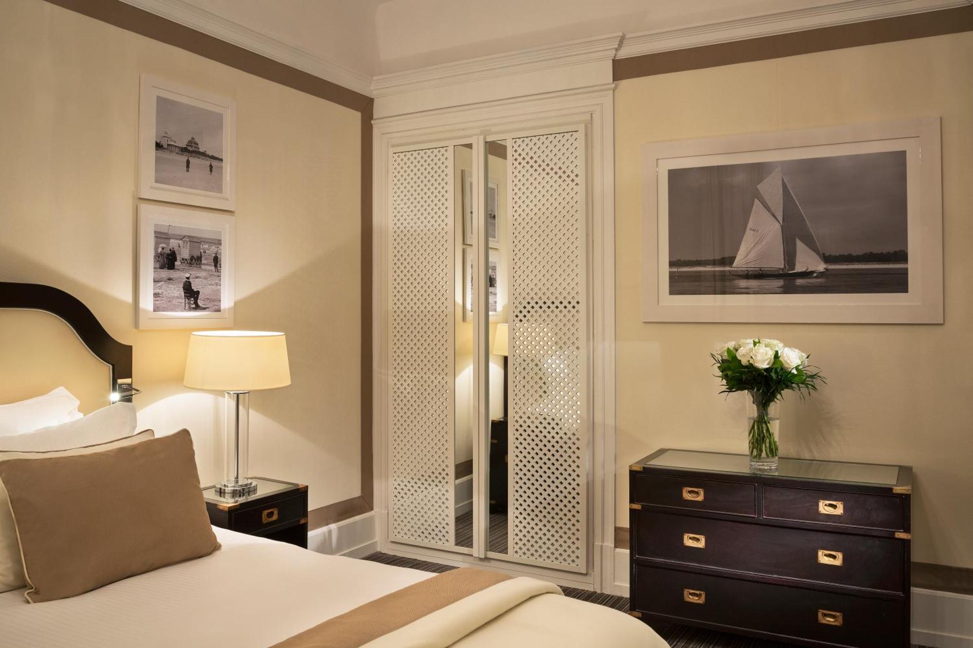 Hôtel Barrière L'Hermitage La Baule-Escoublac Esterno foto